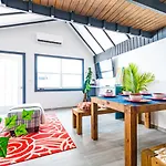 Saunders 2Bd Beach Cottage
